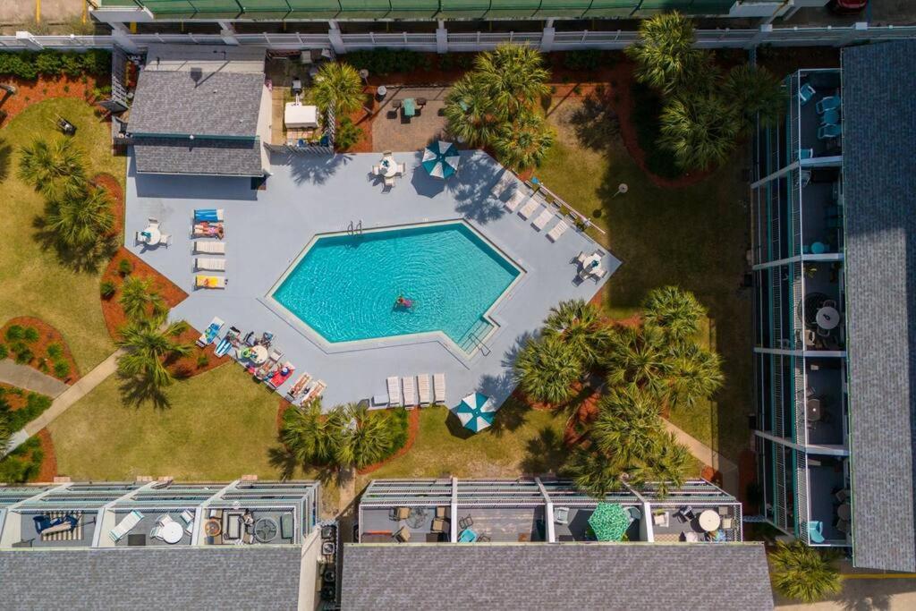 Cozy And Bright Condo On Private Section Of Beach With A Pool! Panama City Beach Exterior photo